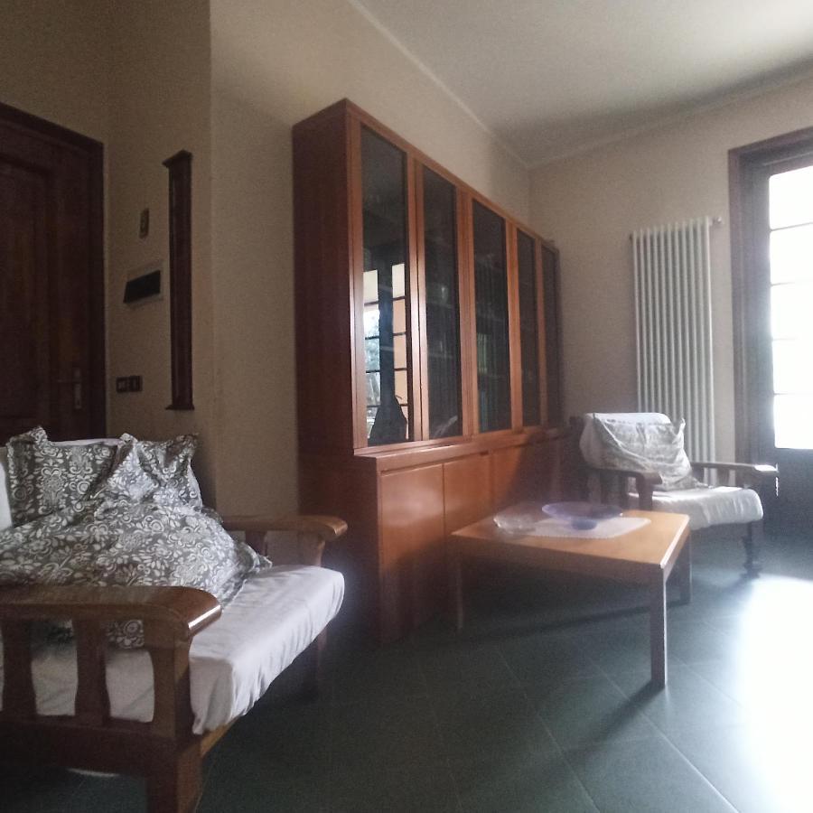 Casa Vincenzo 130 Mq Con Portico Ed Ingresso Esclusivo Dal Giardino Villa Felino Ngoại thất bức ảnh