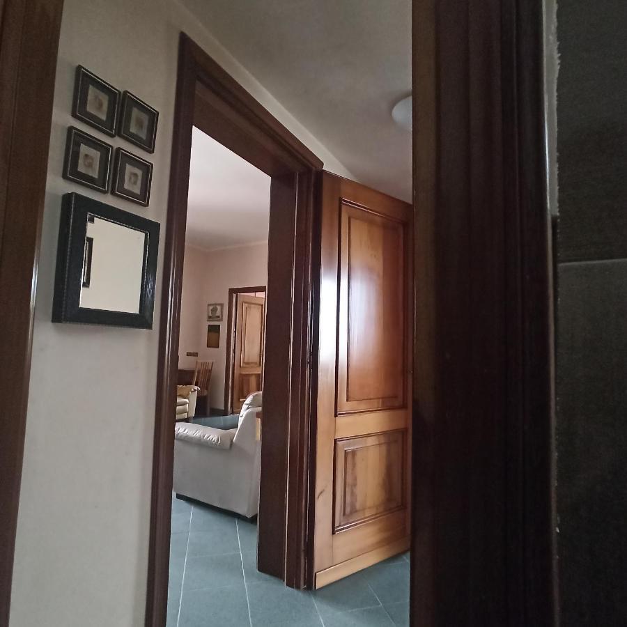 Casa Vincenzo 130 Mq Con Portico Ed Ingresso Esclusivo Dal Giardino Villa Felino Ngoại thất bức ảnh