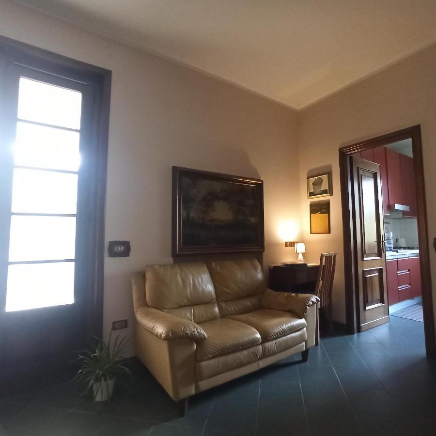 Casa Vincenzo 130 Mq Con Portico Ed Ingresso Esclusivo Dal Giardino Villa Felino Ngoại thất bức ảnh