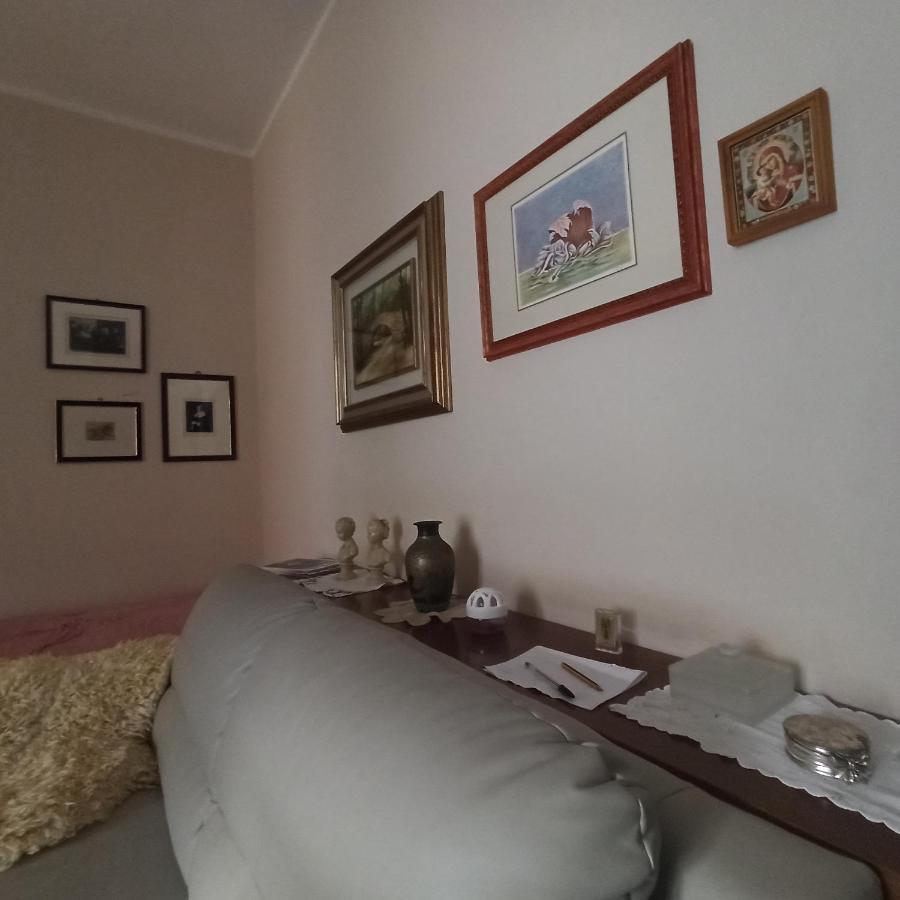Casa Vincenzo 130 Mq Con Portico Ed Ingresso Esclusivo Dal Giardino Villa Felino Ngoại thất bức ảnh
