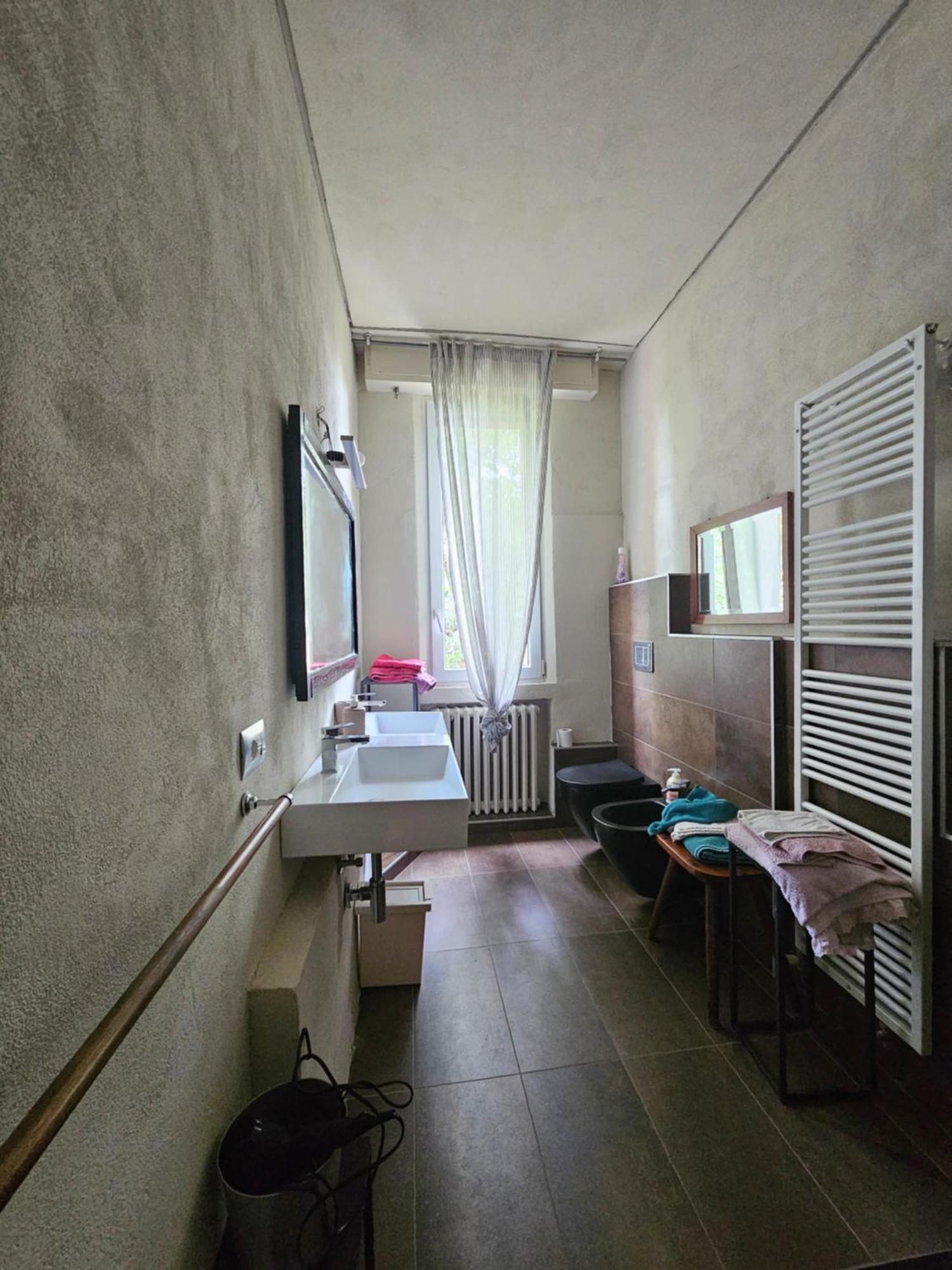 Casa Vincenzo 130 Mq Con Portico Ed Ingresso Esclusivo Dal Giardino Villa Felino Ngoại thất bức ảnh